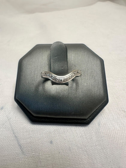 18ct White Gold Dia Band Ring - Size M