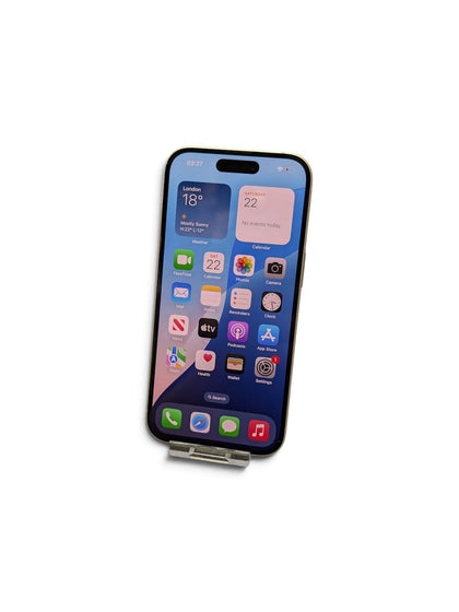 iPhone 15 - 128GB - Scuffed Screen