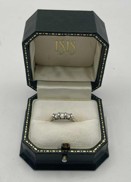 9ct white gold ring