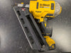 DeWalt 18v DCN692 Cordless Nail Gun - 5.0ah Battery