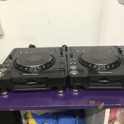 Pioneer CDJ-1000MK2 Turntable Pair