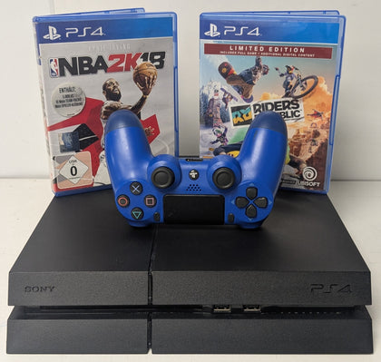 Sony PlayStation 4 500GB Console & 2 Games