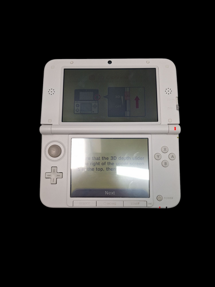 Nintendo 3DS XL - white