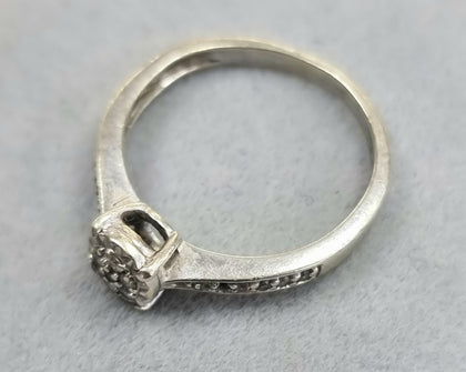 9ct White Gold Diamond Ring N1/2