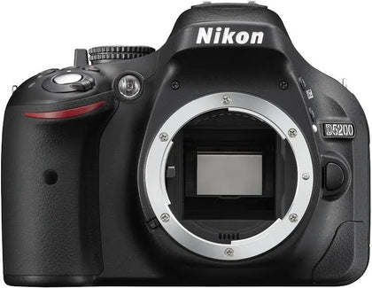 Nikon D5200 Camera with 18-55mm Lens