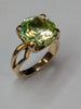 9ct gold ring with large lime green stone size M