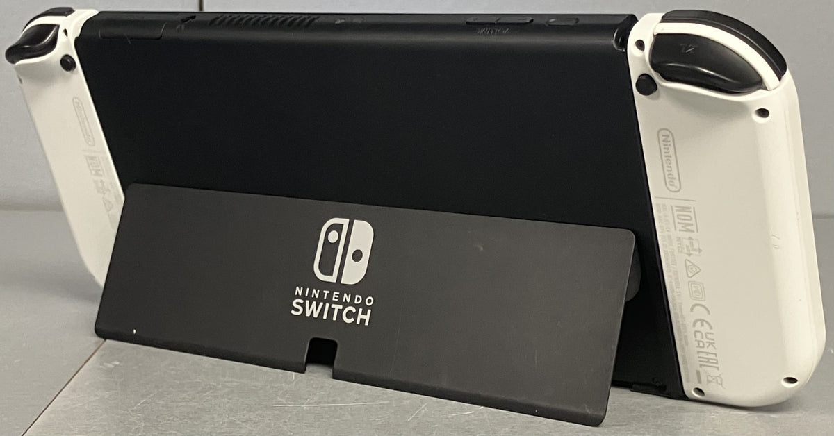 Nintendo Switch OLED White Edition Console Bundle ( + Unboxed FIFA