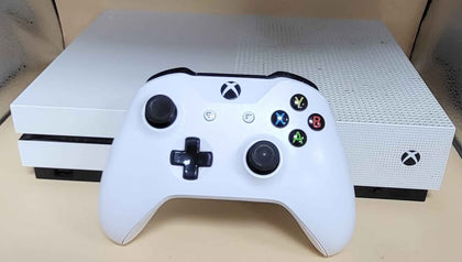 XBOX ONE S CONSOLE - 1TB - WITH PAD - DISCOUNTED