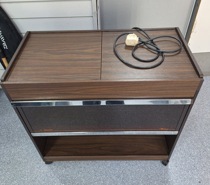 A PHILIPS HOSTESS TROLLEY,HL6100WBD ,BRITISH MADE BUFFET SERVER,7 COMPARTMENTS. .