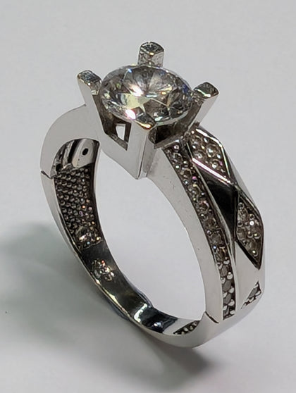 14ct White Gold CZ Ring - Size L.5