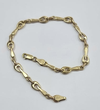9ct Gold Fashion Bracelet 8
