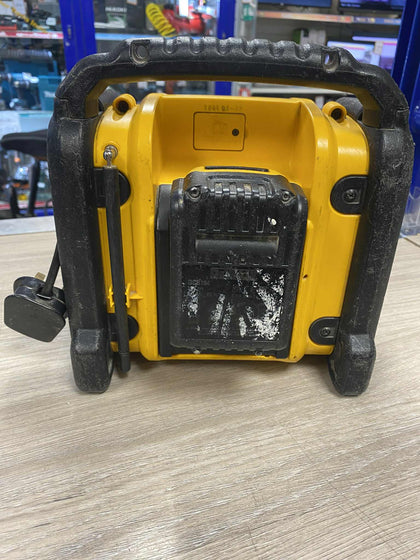 Dewalt speaker/charger