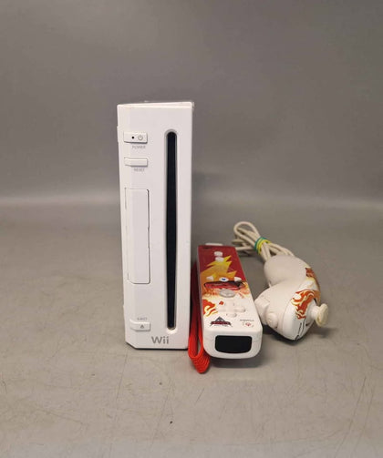 Nintendo Wii Console - With Controller And Nunchuck