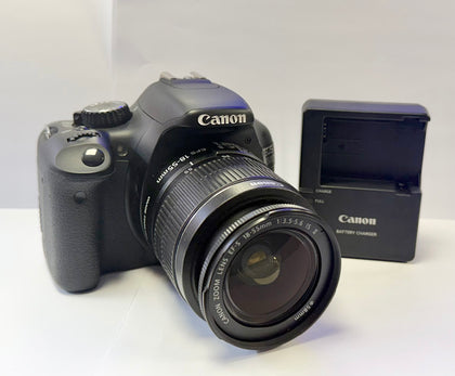 Canon EOS 550D + 18-55mm DSLR Camera