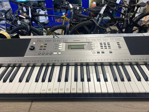 Yamaha psre353 61 Note Portable Keyboard