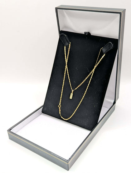14CT 585 HALLMRKED PENDANT W/STONES ON DIAMON-CUT VALENTINO LINK, 18