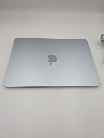 Apple MacBook Air 13.6