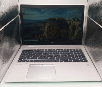 HP 755-G5, Ryzen 7 2700U, 16GB Ram, 256GB SSD, 15