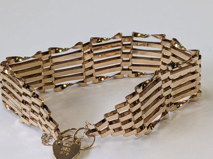 9ct Gold Gate Bracelet