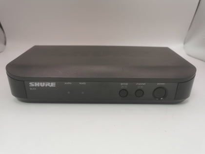 Shure BLX24/PG58 Wireless Microphone System (XLR), Unboxed