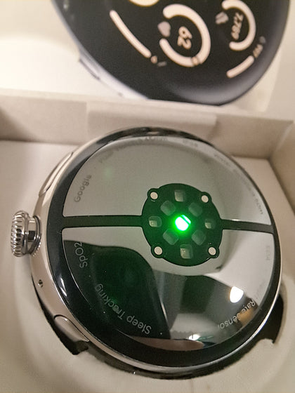 Google Pixel Watch 3 45mm WiFi - Silver - Porcelain Band - Great Yarmouth