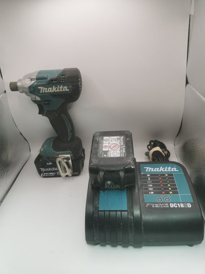 Makita DTD156 Cordless Impact driver with 2 X 4.0AH BATTERIEs and CHARGER