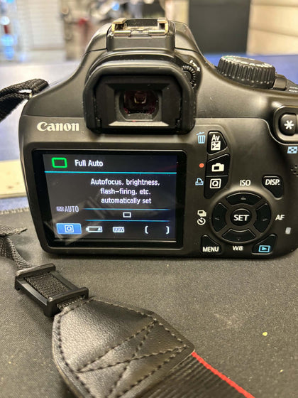 Canon 1100d DSLR body only & charger