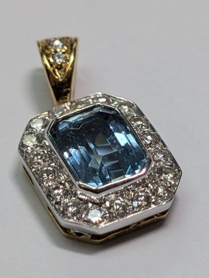 18CT GOLD AQUAMARINE & DIAMOND PENDANT PRESTON STORE