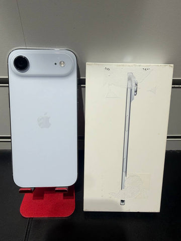 Apple iPhone Air (A3517) 256GB Sky Blue, Unlocked