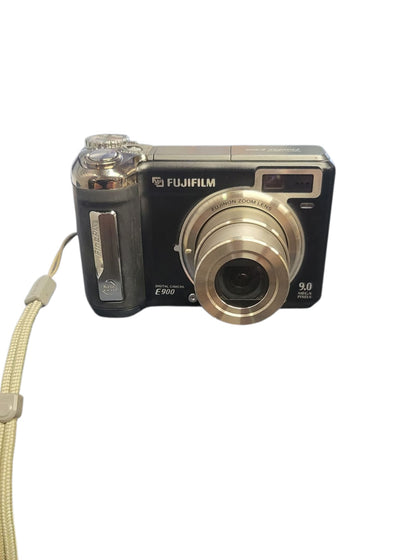 Fujifilm Digital Camera Finepix E900 9.0mp Black Tested - Comes with Kamichi Cam Case