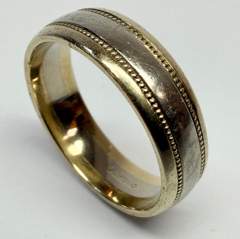 9ct two-colour gold wedding ring with beaded pattern size Q