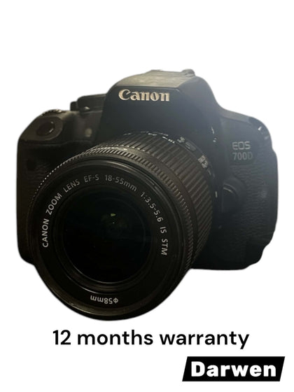 Canon EOS 700D + 18-55mm