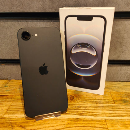 Apple iPhone 16e - 128 GB - Black BH 100% Cycle 31 Apple Warranty 10/03/27
