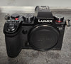 Panasonic Lumix S5 Full-Frame Mirrorless Camera with 20-60mm Lens Kit