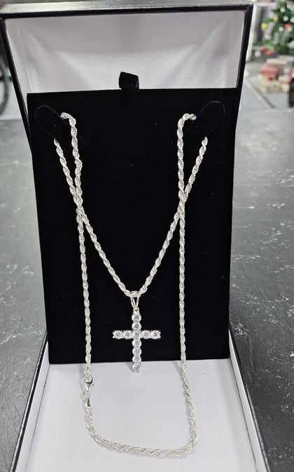 New silver Cross chain (925) weight 22.4g ,length 26