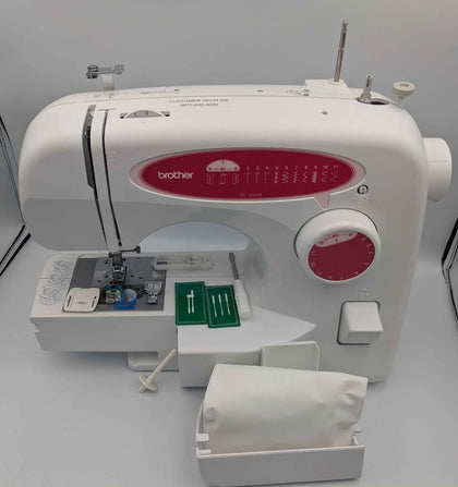 ** collection only **Brother xl-2220ONT sewing machine 64w with Accessories and foot pedal Unboxed white