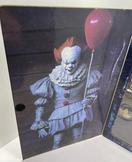 NECA IT Pennywise figure