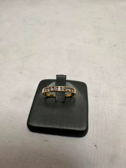 18ct Yellow Gold Diamond Band Ring Size S