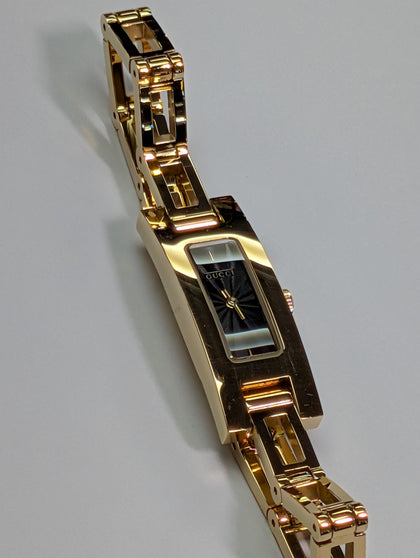 Ladies Gold Coloured Gucci Watch