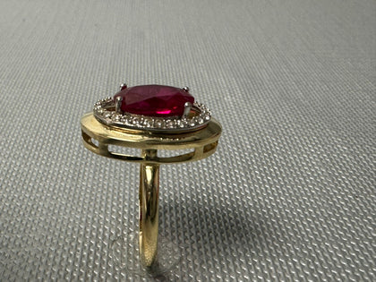 14ct Gold Red Stone Ring