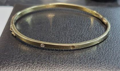 9CT - Yellow Gold Bangle - 4.99g - 2.5