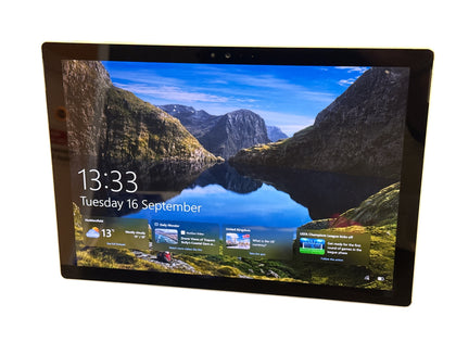Microsoft Surface Pro 4/i5-6300U/4GB Ram/128GB SSD/13”/W10/B