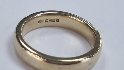 9ct gold Wedding Band Size O 1/2