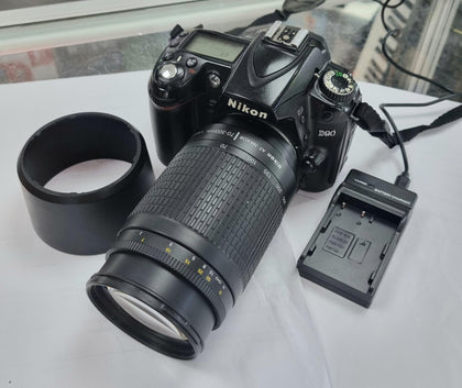Nikon D90 12.3MP 3''SCREEN Digital SLR Camera -70-300mm G