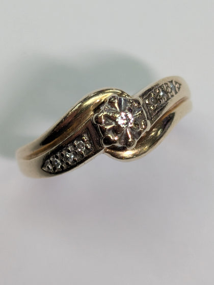 9ct Gold Diamond Ring