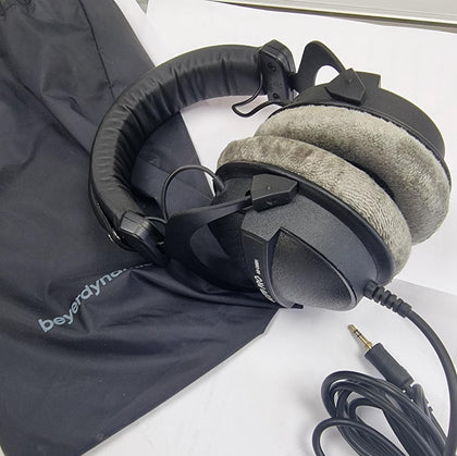 Beyerdynamic DT 770 Pro 80 Ohm Headphones