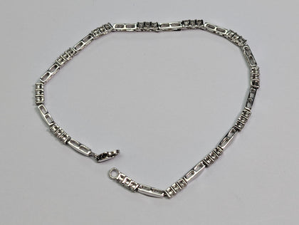 9ct White Gold CZ Bracelet 7.5