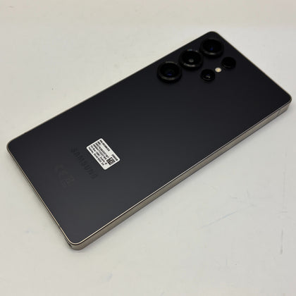 Samsung Galaxy S25 Ultra Unlocked Model SM-S938B/DS 256GB in Titanium Black Boxed