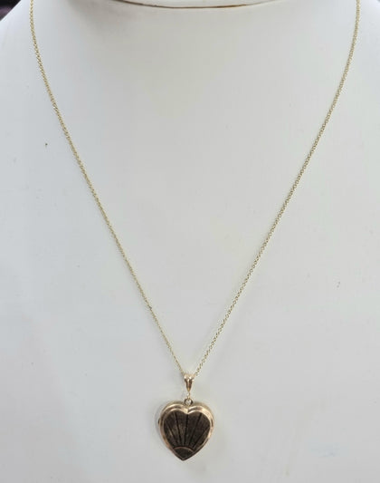 9ct Gold Chain with Locket 18