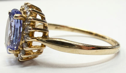 9ct gold cluster ring with lilac stone size M